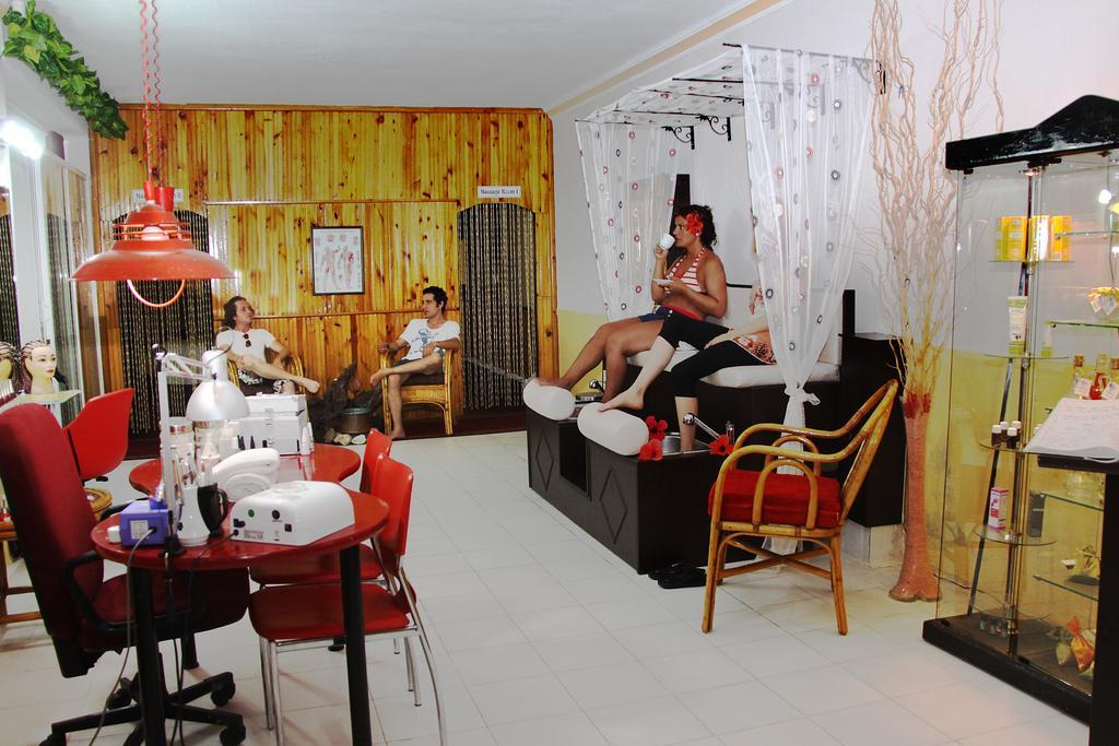 Hotel Exenia 3*